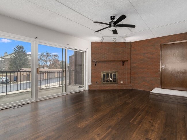 Building Photo - 7 Cinnamon Creek Dr