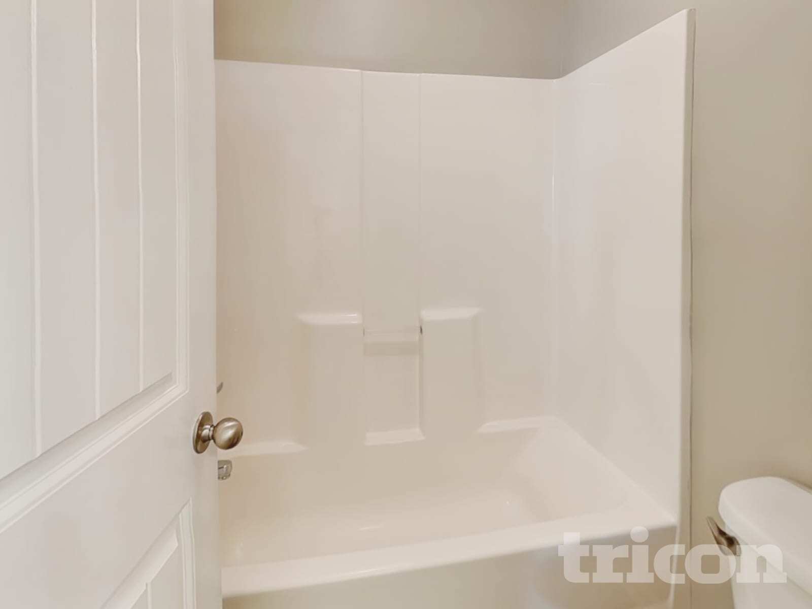 Building Photo - 1006 Grenier Terrace NE