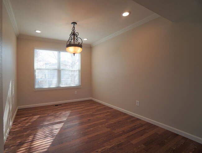 Building Photo - 2995 Frazier Ln