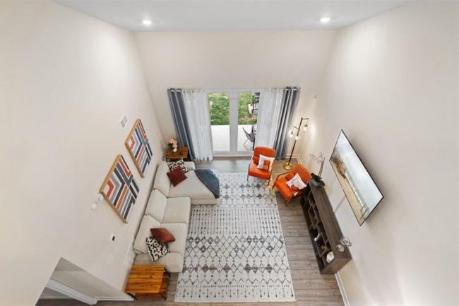 Building Photo - 32334 Norman Ln