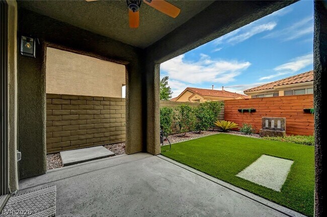 Building Photo - 11821 Luna Del Mar Ln