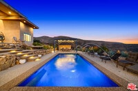 Building Photo - 10715 Yerba Buena Rd