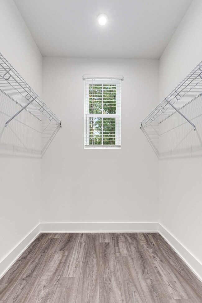 Building Photo - 1815 Gotham Ln NE