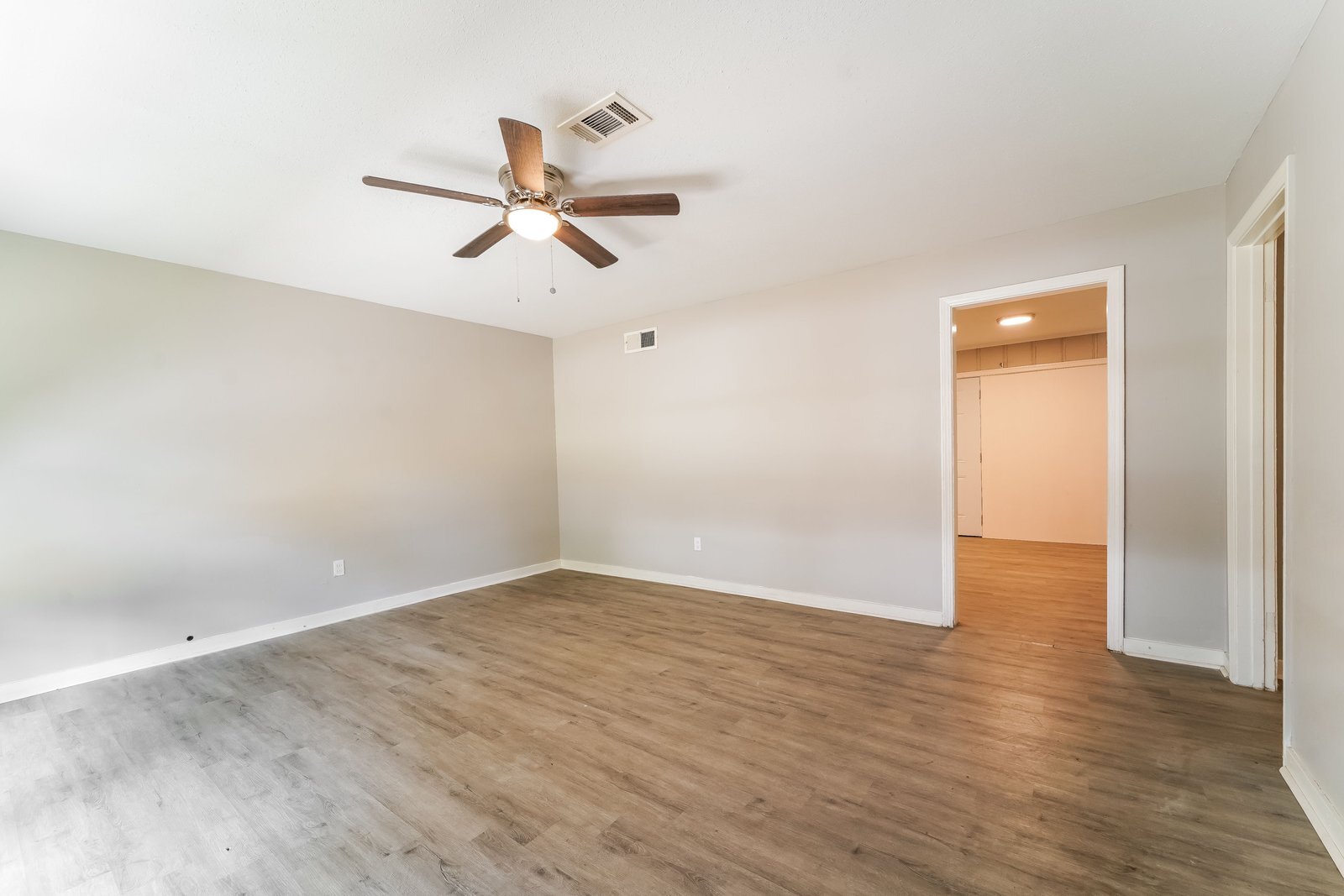 Building Photo - 252 McDowell Park Cir