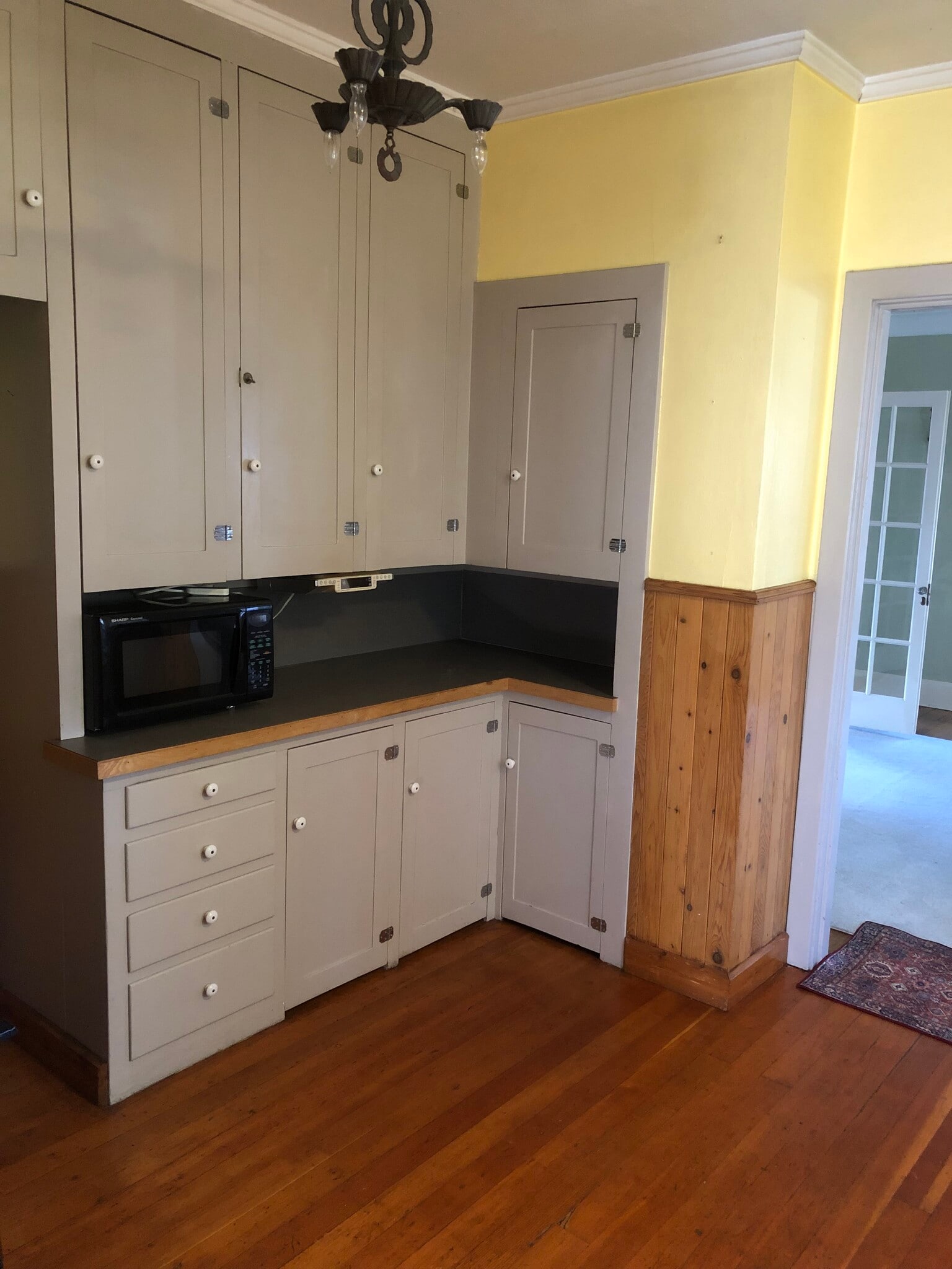 Building Photo - 207 S 16th Ave