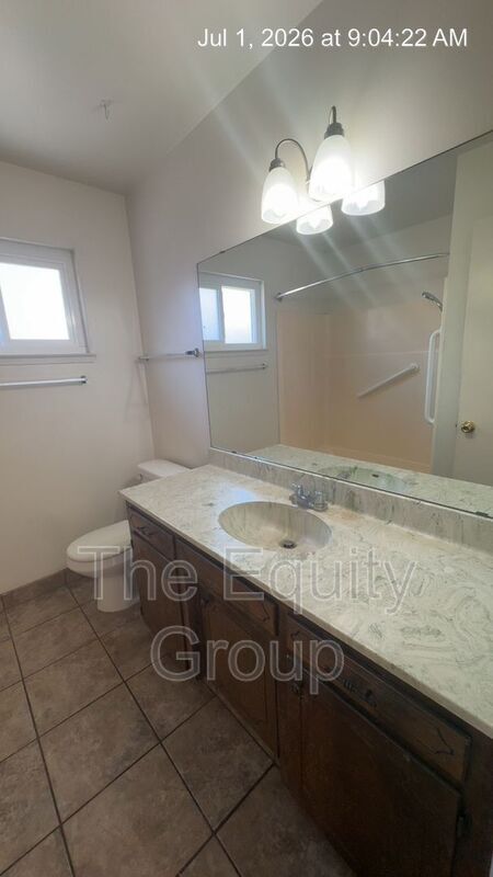 Building Photo - 2728 S Sallee Ct