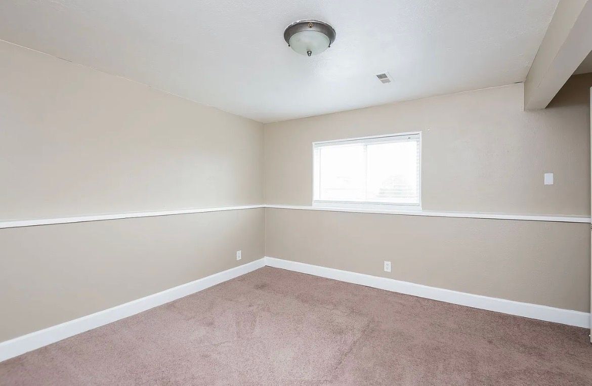 Building Photo - 4026 S Fundy Way