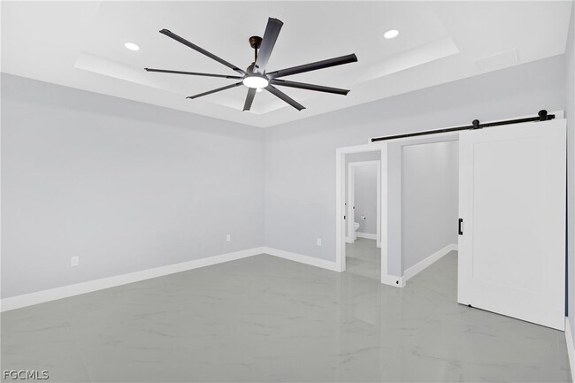 Building Photo - 517 Johns Ave