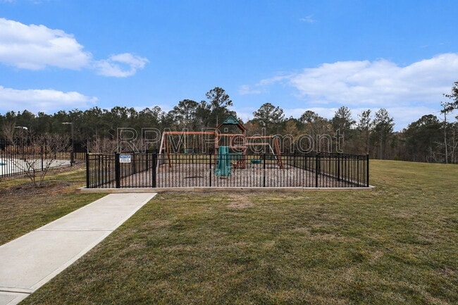 Building Photo - 760 Sara Mdw Rd