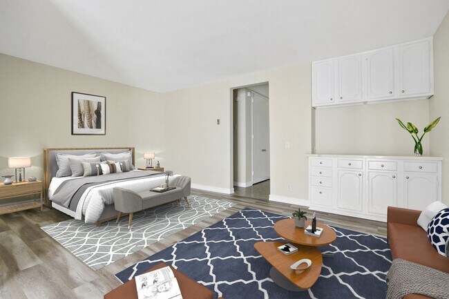 Interior Photo - 115 Doheny Apartments