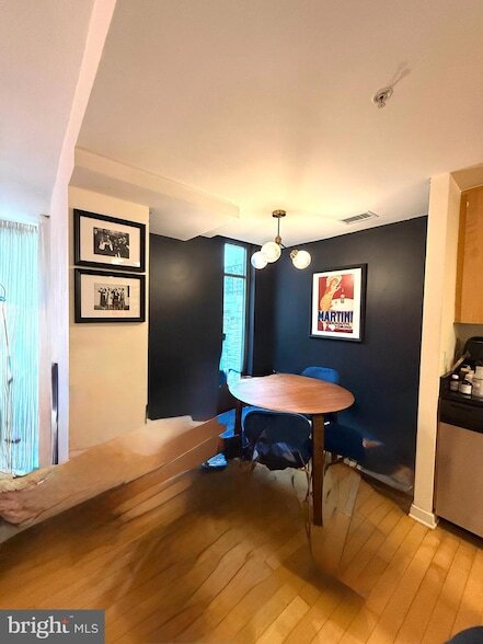 Building Photo - 475 K St NW