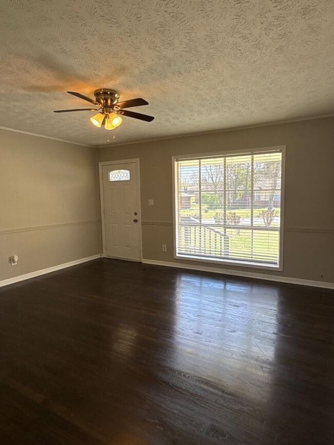 Building Photo - 3 Bed 2 Bath in Jonesboro! ***Get 50% Off Your First Month! Limited Time – Ends June!***