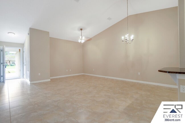 Building Photo - 14 Slatington Pl