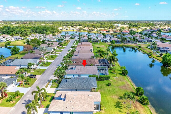 Building Photo - 515 SW Indian Key Dr
