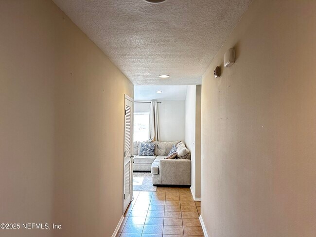 Building Photo - 5163 Magnolia Valley Dr