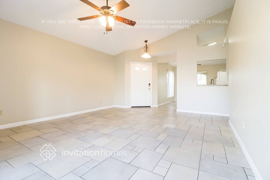 Building Photo - 10717 Brice Ct