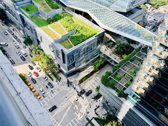 Building Photo - 801 S Miami Ave