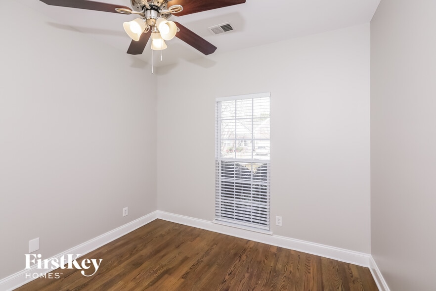 Building Photo - 11718 Kennon Ridge Ln