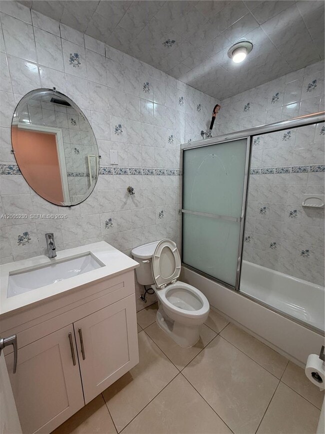 Building Photo - 3011 N 74th Way