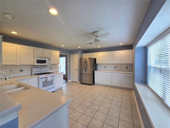 Building Photo - 12338 Southmeadow Dr