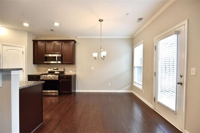 Building Photo - 1223 Foxcroft Ln