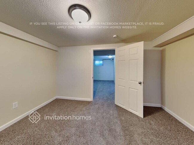 Building Photo - 2032 Ironton St