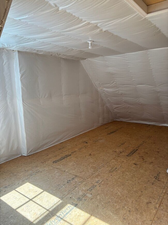 Building Photo - Great Home in Crozet!