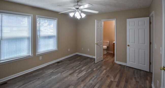 Building Photo - 3840 Browns Rd