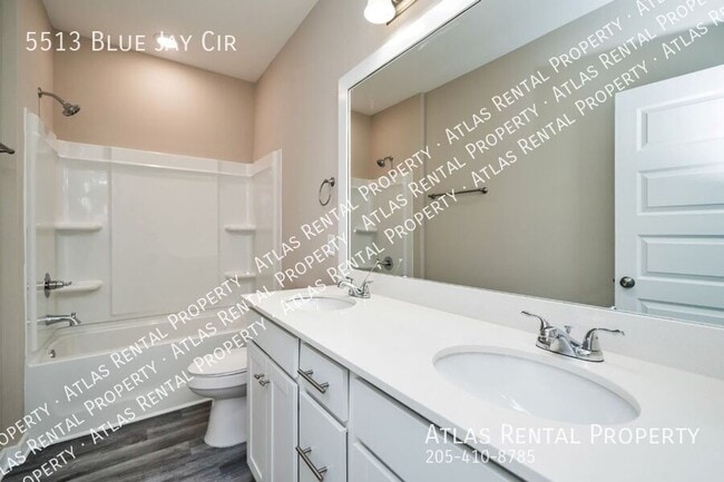Building Photo - 5513 Blue Jay Cir