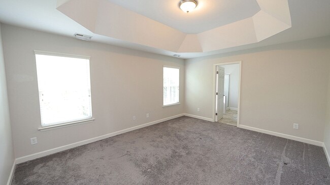 Building Photo - Lovely Four Bedroom Home in Desirable Village at Rolesville Community