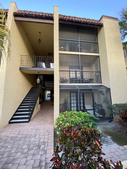 Building Photo - 107 S Obrien St