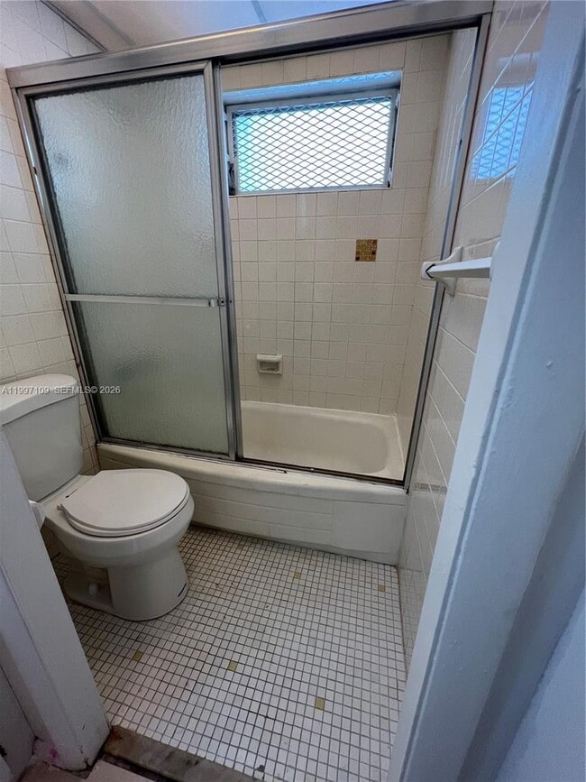 Building Photo - 1620 West Ave