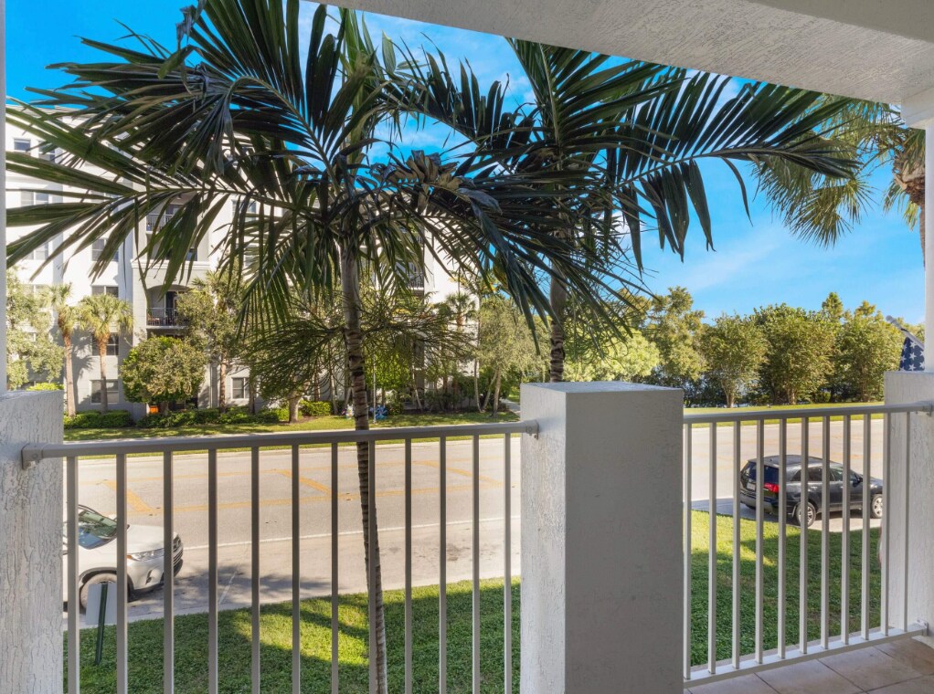 Building Photo - 1247 Via de Fossi