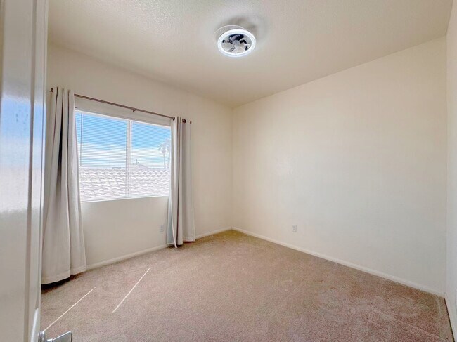 Building Photo - 7849 Blue Brook Dr