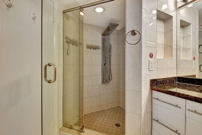 Building Photo - 6372 La Costa Dr