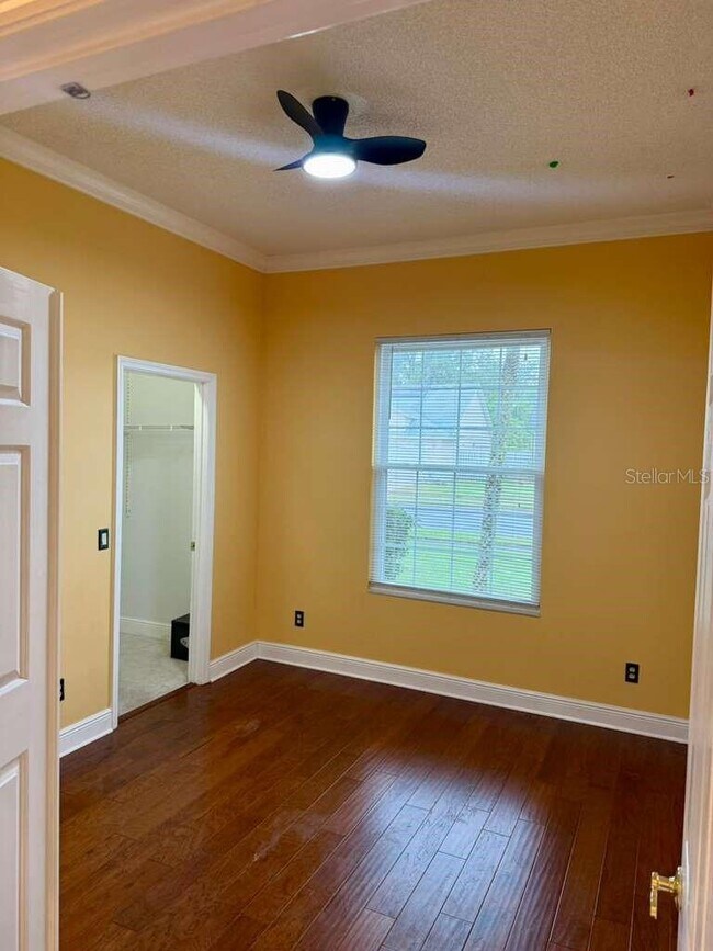 Building Photo - 3520 Ocita Dr