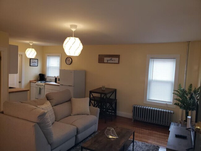 Building Photo - 59 Dartmouth Ave