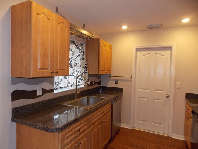Building Photo - 7178 N Ireland Dr