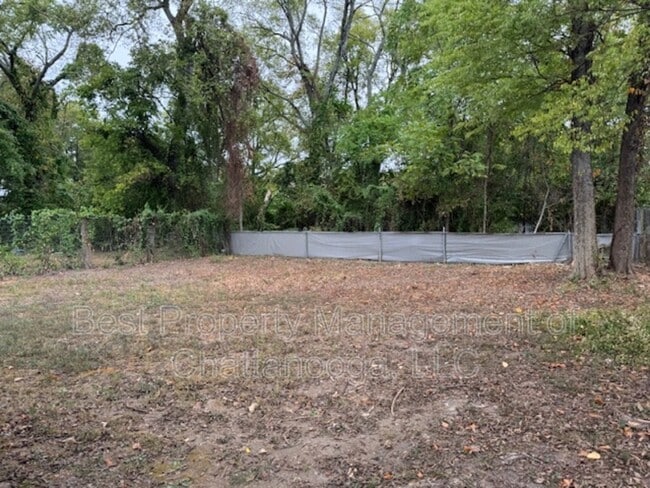 Building Photo - 2205 Rawlings St