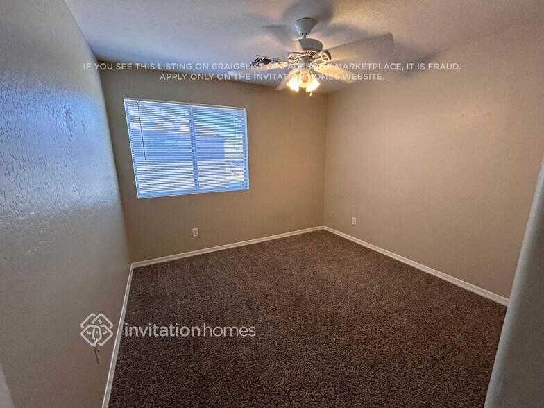 Building Photo - 6803 N 129th Dr