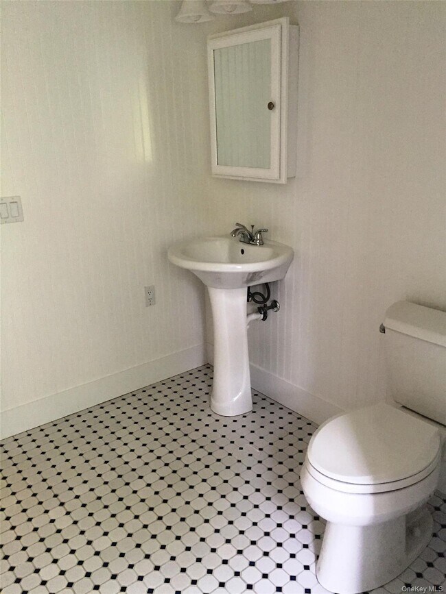 Building Photo - 2130 Hunterbrook Rd