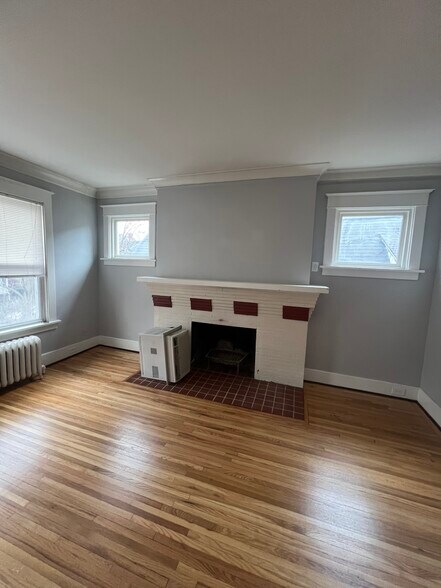 Building Photo - 114 Ashland Ave
