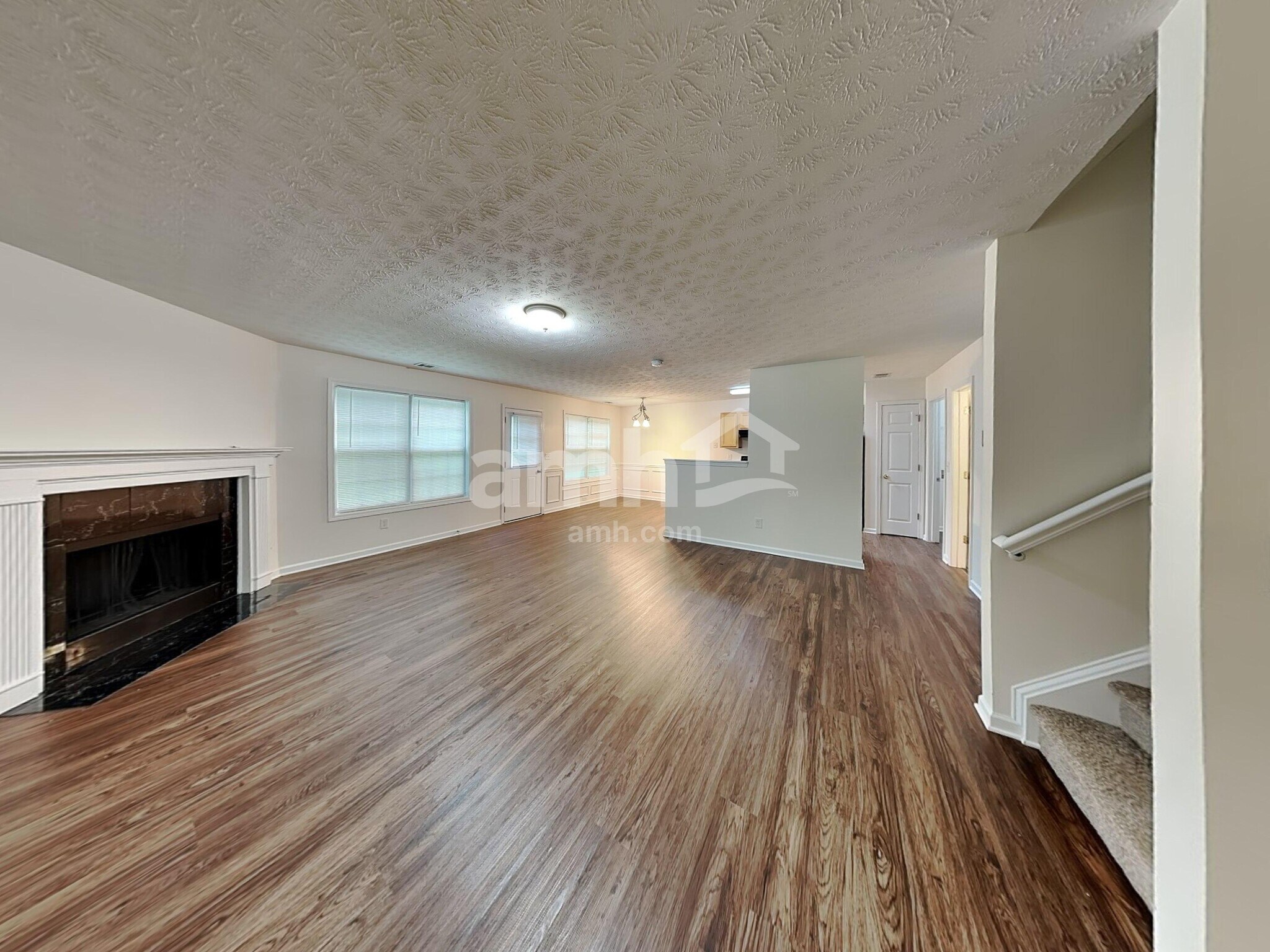 Building Photo - 659 Shadow Lakes Dr