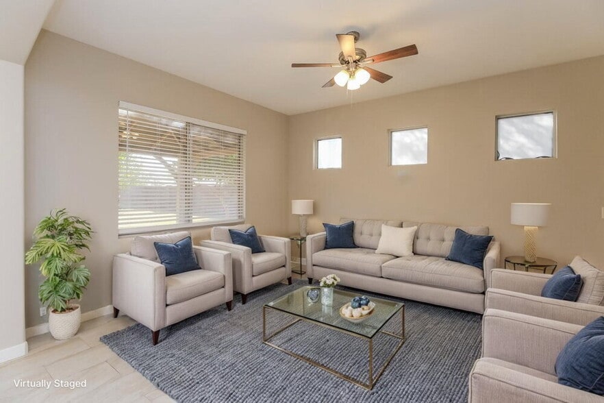 Building Photo - 2959 S Del Rancho Cir