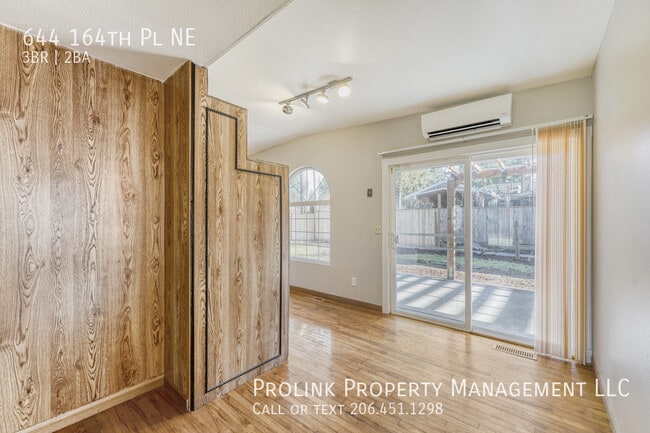 Building Photo - 644 164th Pl NE