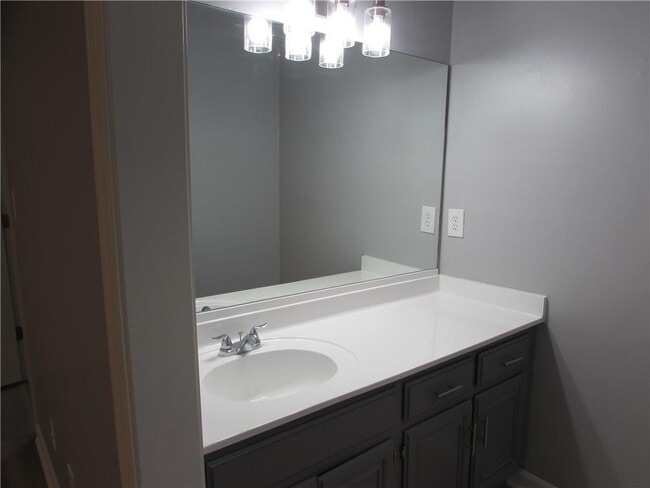 Building Photo - 1774 Twin Brooks Dr SE