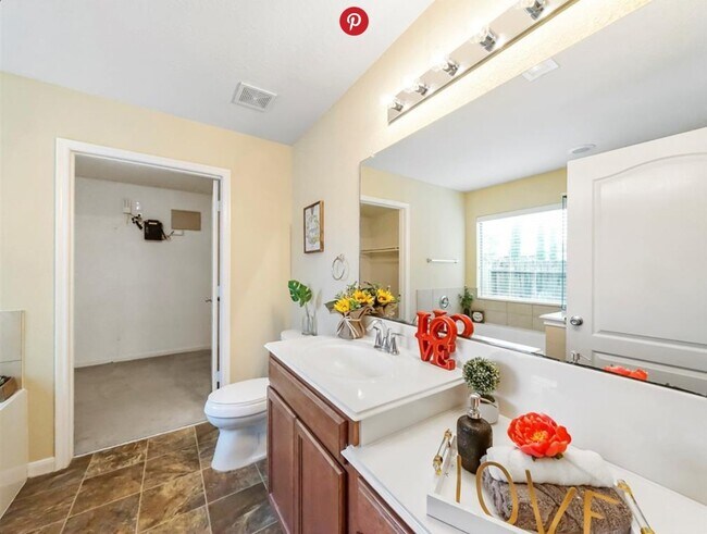 Building Photo - 18415 Tupper Bend Ln