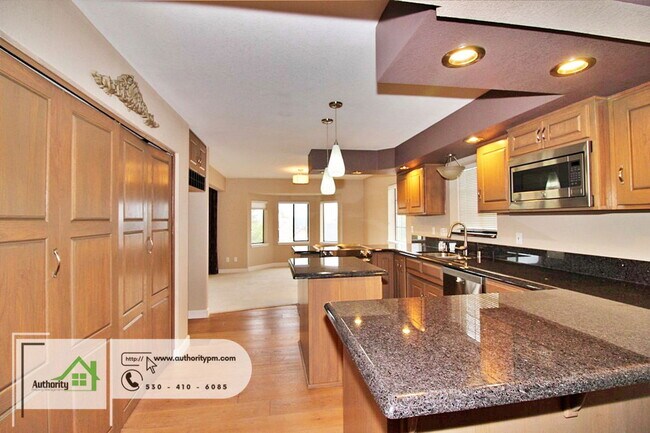 Building Photo - 3112 Riesling Path