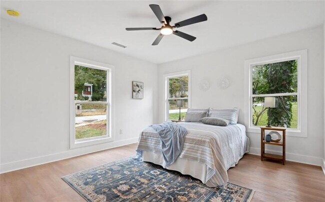 Building Photo - 1713 North Avenue NW