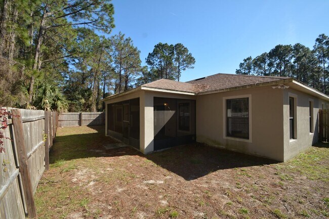 Building Photo - 31 Port Royal Dr